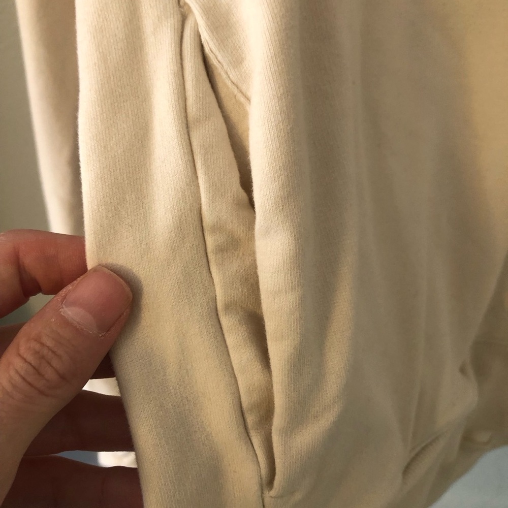 All in Motion Cream Crew Neck, Small - Picture 5 of 7